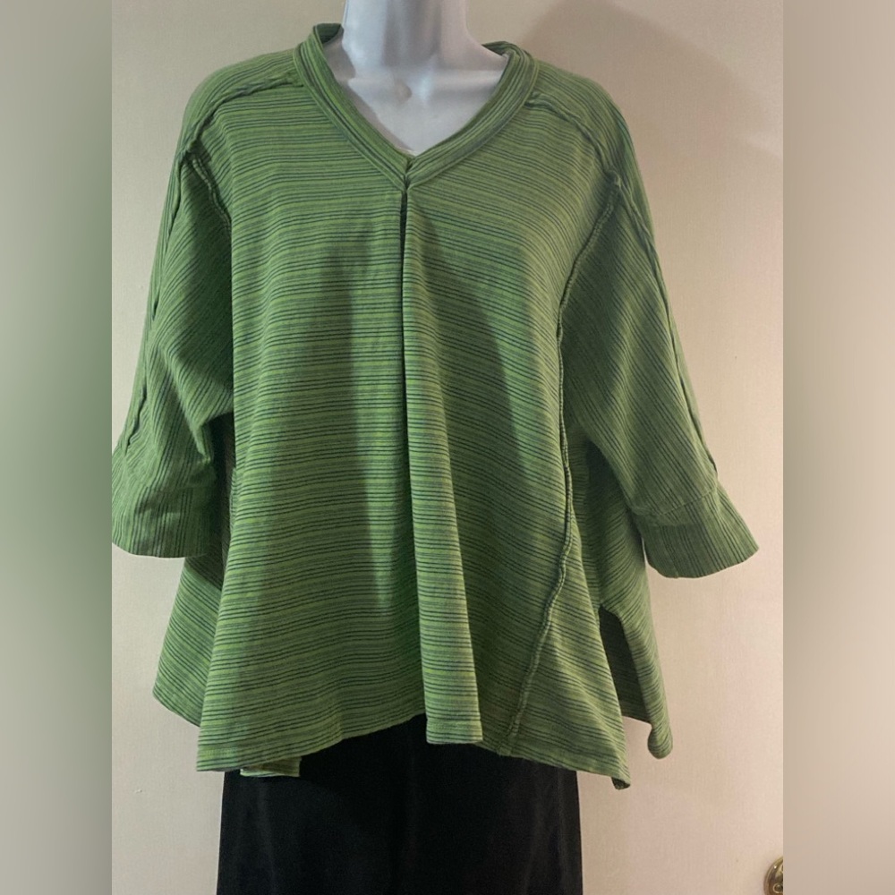 Easel Green Striped V-Neck Tunic, oversized. 23” long, 30” wide.